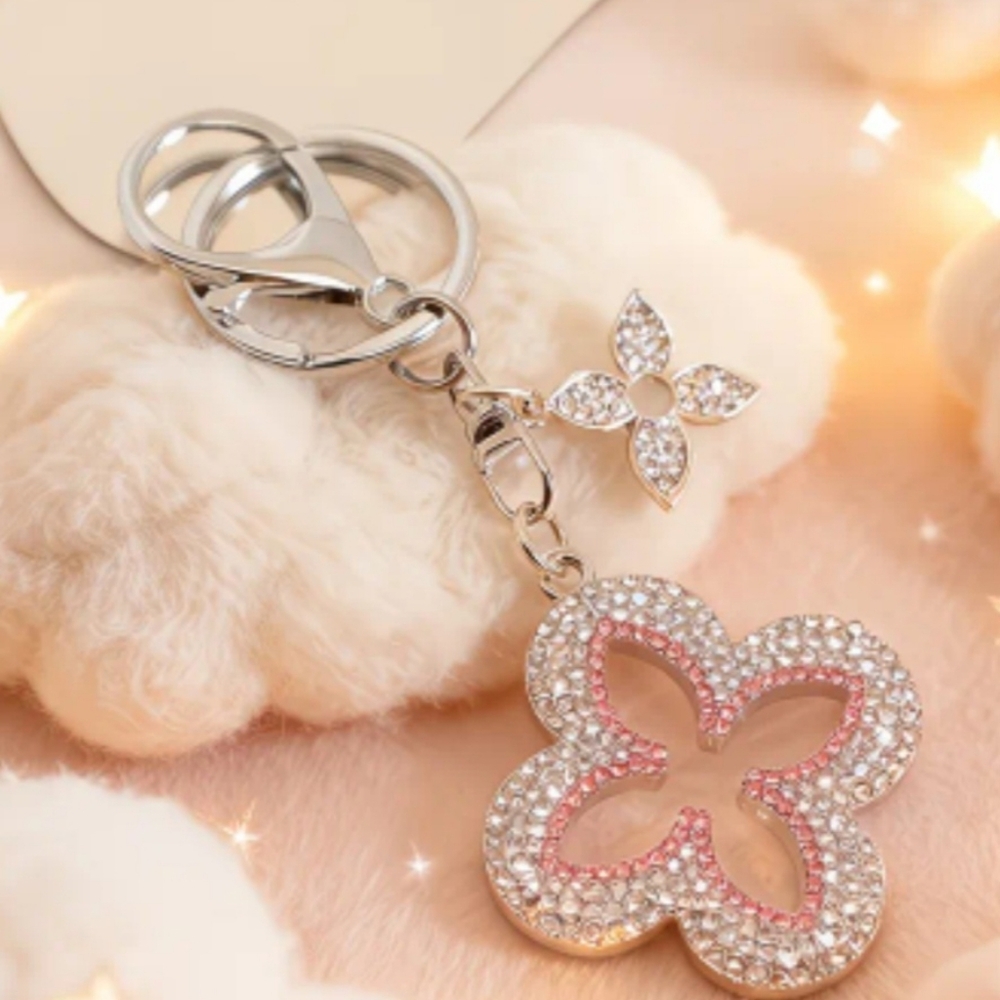 L.Vuitton Style Key Ring- Purse Charm, Pink, New - Picture 2 of 5